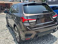 Mitsubishi Motors Outlander Sport SE 2021 - miniatura 3