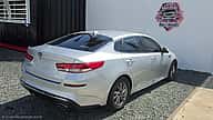 Kia Optima LX 2020 - miniatura 5