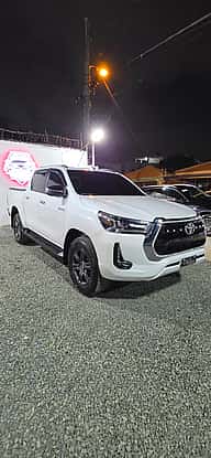 Toyota Hilux SRV 2025 - miniatura 6