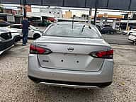 Nissan Versa S (CVT) 2020 - miniatura 3