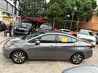 Nissan Versa SV 2021 - miniatura 7