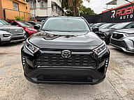 Toyota RAV4 LE 2021 - miniatura 10
