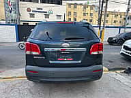 Kia Sorento LX 2011 - miniatura 6