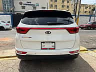 Kia Sportage LX 2018 - miniatura 6