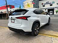 Lexus NX 300 2021 - miniatura 4