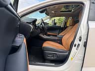 Lexus NX 300 2022 - miniatura 8