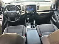 Nissan Frontier SV 2022 - miniatura 6