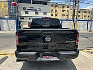 Nissan Frontier SV 2022 - miniatura 4