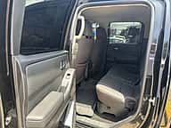 Nissan Frontier SV 2022 - miniatura 8