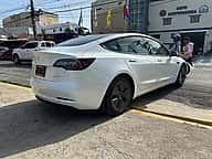 Tesla Model 3 Long Range 2022 - miniatura 4