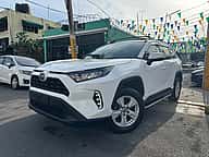 Toyota RAV4 XLE 2021 - miniatura 1