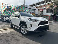 Toyota RAV4 XLE 2021 - miniatura 3