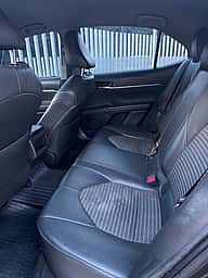 Toyota Camry SE 2018 - miniatura 7