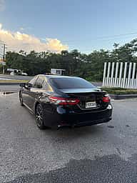 Toyota Camry SE 2018 - miniatura 5