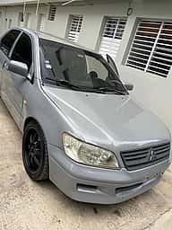 Mitsubishi Motors Galant 2002 - miniatura 1