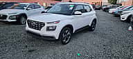Hyundai Venue 2022 - miniatura 1
