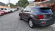 Kia Sorento LX 2023 - miniatura 4