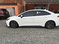Toyota Corolla SE 2021 - miniatura 1