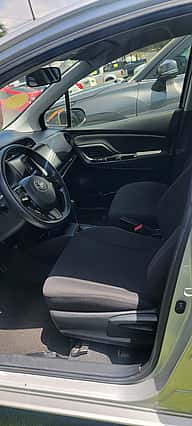 Toyota VITZ 2019 - miniatura 6