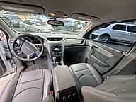 Chevrolet Traverse LS 2017 - miniatura 10