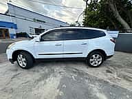 Chevrolet Traverse LS 2017 - miniatura 4