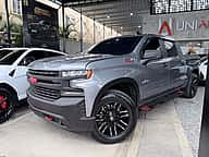 Chevrolet Silverado Z 71 2020 - miniatura 1