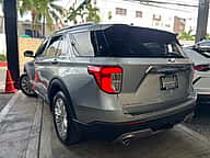 Ford Explorer Limited 2022 - miniatura 4