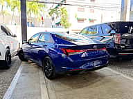 Hyundai Elantra SEL 2021 - miniatura 3