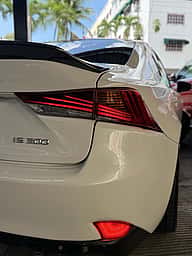 Lexus IS 300 2020 - miniatura 6