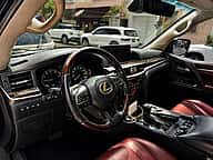 Lexus LX 570 Sport 2018 - miniatura 5