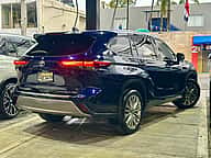 Toyota Highlander Platinum 2022 - miniatura 3