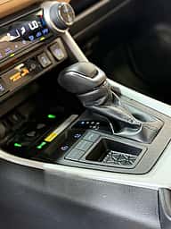 Toyota RAV4 XLE Premium 2022 - miniatura 11