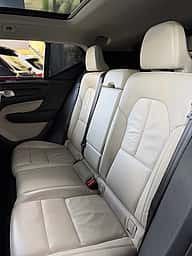 Volvo XC40 Ultimate Dark B5 2024 - miniatura 7