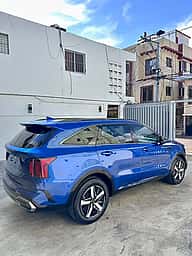 Kia Sorento EX 2023 - miniatura 9