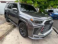 Toyota 4 Runner Sport  Edition 2020 - miniatura 3