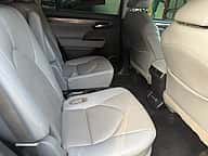 Toyota Highlander Hybrid 2022 - miniatura 9