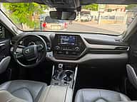 Toyota Highlander Hybrid 2022 - miniatura 10