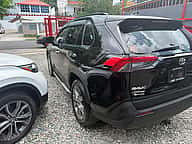 Toyota RAV4 LE 2020 - miniatura 8