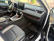 Toyota RAV4 Limited 2023 - miniatura 6