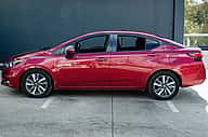 Nissan Versa SV 2022 - miniatura 10