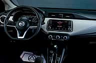 Nissan Versa SV 2022 - miniatura 8
