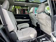 Toyota Grand Highlander Limited 2024 - miniatura 10