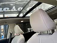 Toyota Grand Highlander Limited 2024 - miniatura 9