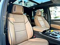 Cadillac Escalade Luxury Short 2026 - miniatura 9