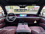 Cadillac Escalade Luxury Short 2026 - miniatura 7