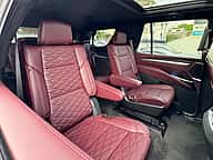 Cadillac Escalade Luxury Short 2026 - miniatura 23