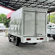 Isuzu Camion Furgon 2027 - miniatura 5