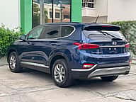 Hyundai Santa Fe SE 2020 - miniatura 4