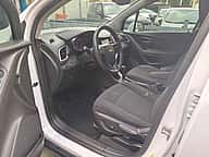 Chevrolet Trax LS 2020 - miniatura 6