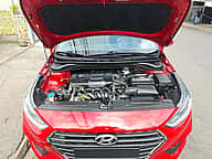 Hyundai Accent SE 2019 - miniatura 10